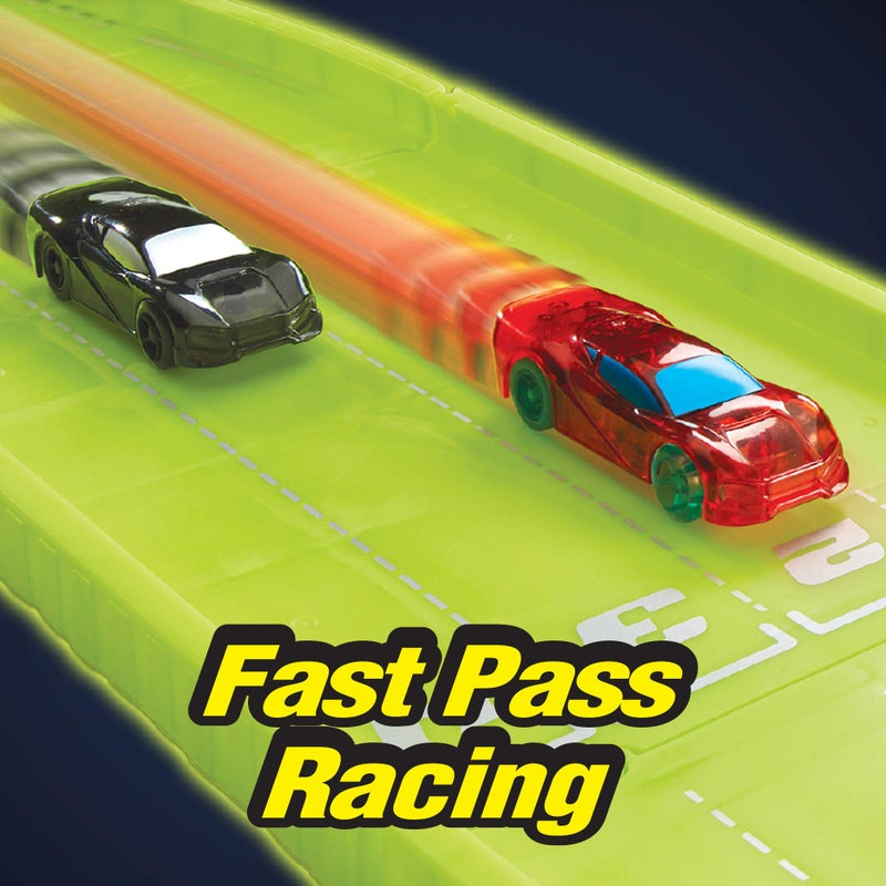 Ontel Magic Tracks Rocket Racers Remote Controlled Race Car vs Pace Car Track Set (MTRR-MC4/2) - Image 2